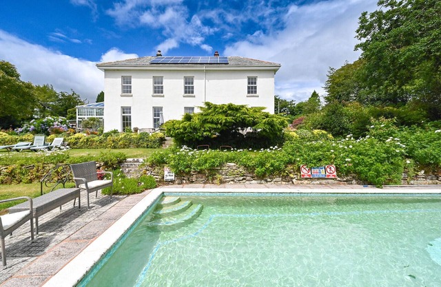 Appartement à Epphaven avec piscine extérieure et jardins dans un manoir historique