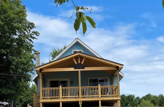 Equestrian Charm near Torch Lake: Two homes in one!
