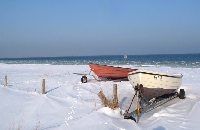 Erholsamer Urlaub mit Blick auf die Ostsee und Naturstrand Direkt vor der Tür