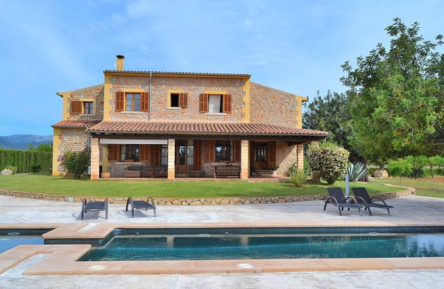 Es Triquet 151 villa confortable avec piscine privée, terrasse, barbecue et WiFi