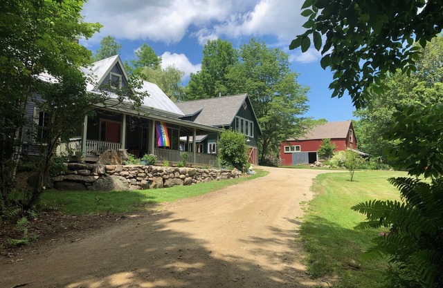 Spacieux, calme Carriage House In The Western Maine Foothills. Situé sur 15 A