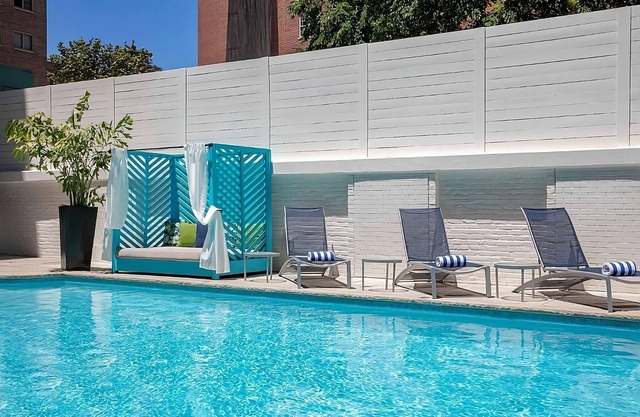 Escape The Hustle and Bustle! w/ Outdoor Pool, Near Smithsonian Museums!