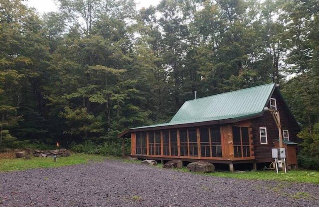Cozy Cabin Loft