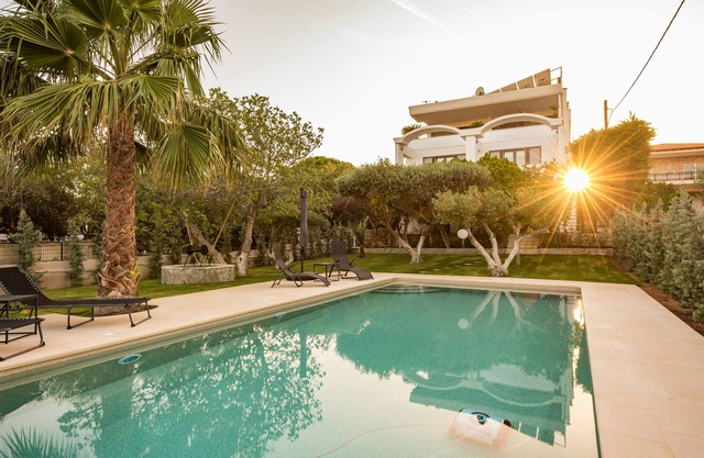 Escape to Sounio Cape
