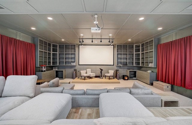 Escape to this spacious and serene 3-acre home!