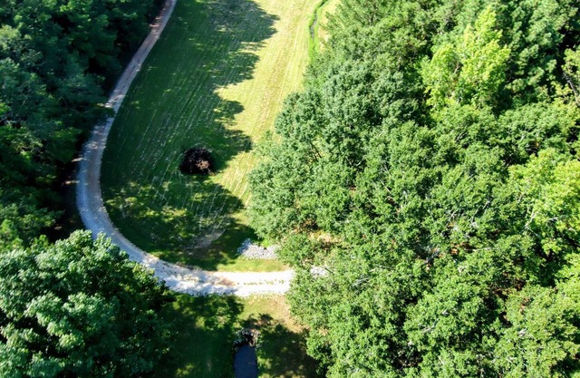 Escape to Whispering Pines: Luxurious Comfort Near Georgia’s Top Attractions