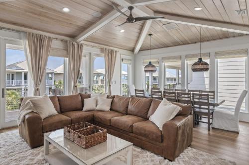 Esmeralda At Destin Pointe Resort