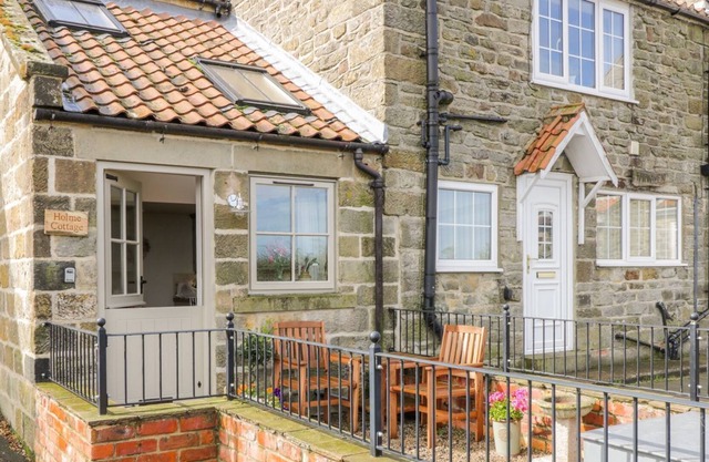 Esmes Cottage, WHITBY