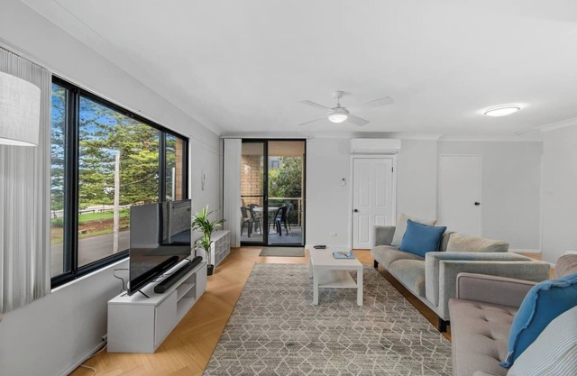 Esplanade Escape Beachfront Family Bliss