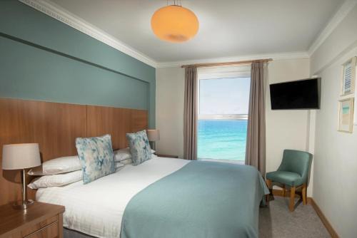 Esplanade Hotel