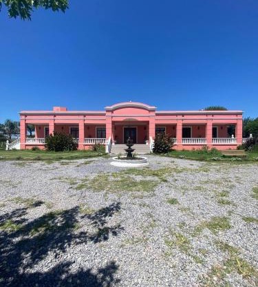 Estancia HOTEL LA ROSADITA