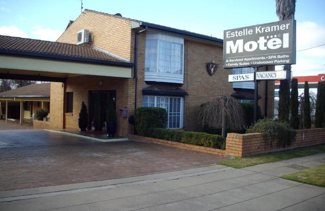 Estelle Kramer Motel