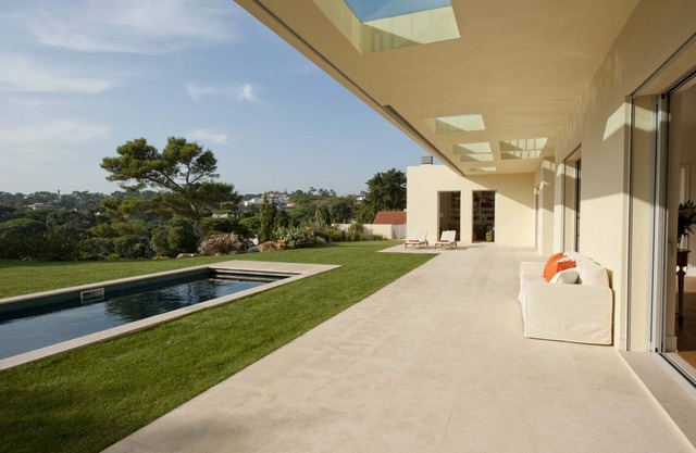Estoril villa moderne Piscine chauffée à 800m de la plage Zone exclusive