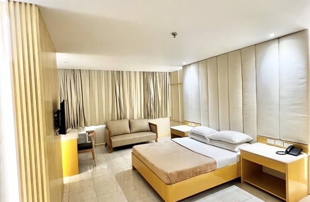 Etsu Hotel