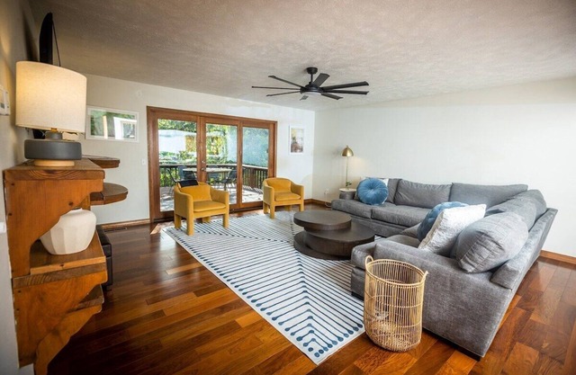 The Eureka House - Hot Tub - Sleeps 16