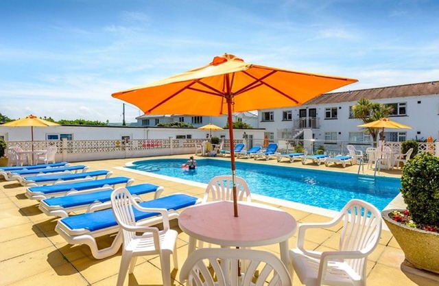 NOUVEAU 2019! - MAWGAN PORTH BUNGALOW - LOCATION PLAGE, Piscine / Tennis