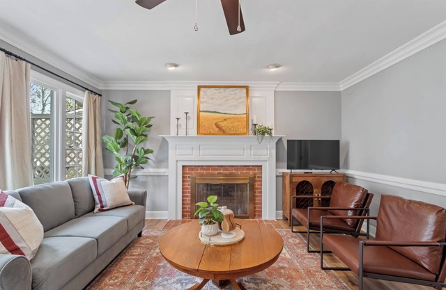 EV Charger|King Bed|Pets OK|Bond Lake