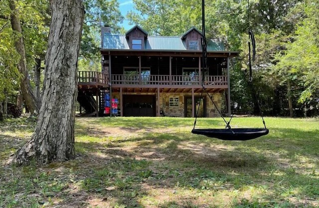 NEW OWNER SPECIAL - Everett Lodge - Lakefront Retreat