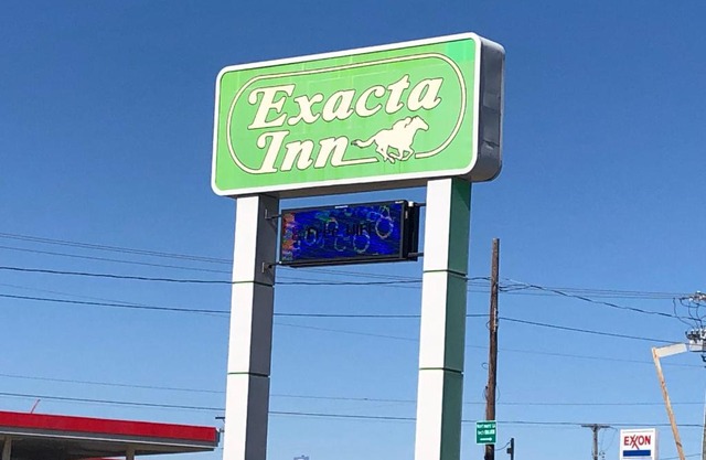 Exacta Inn