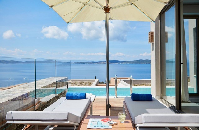 Excellente Villa Halkidiki | Villa Junior avec Piscine 1 | 1 chambre | Superbes vues sur la mer | Ou