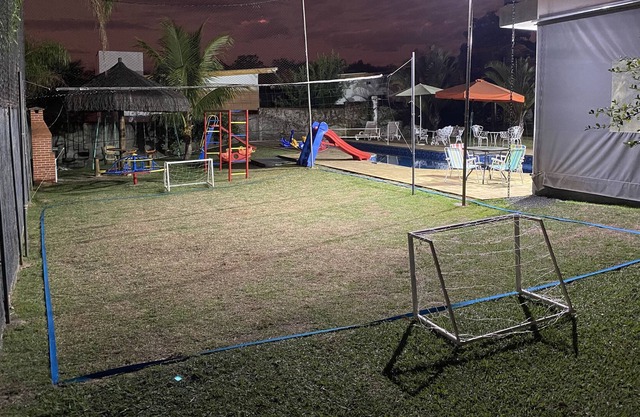 EXCELLENTE MAISON EN CONDOMINIUM FERMÉE POUR SAISON PRÈS DES SPORTS DE SÃO PEDRO