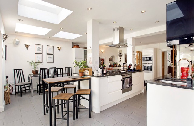 Exceptional 5 Bed House in London Borough of Kingston