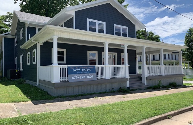 ¡Nuevo listado! The Old Boarding House - Downtown Siloam Springs 2 Hab / 1Baño