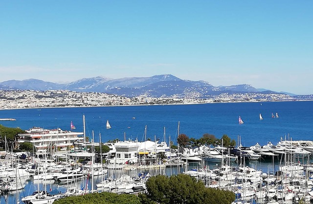 Exceptional sea view - 2 Rooms Nice / Côte d'Azur at Marina Baie des Anges