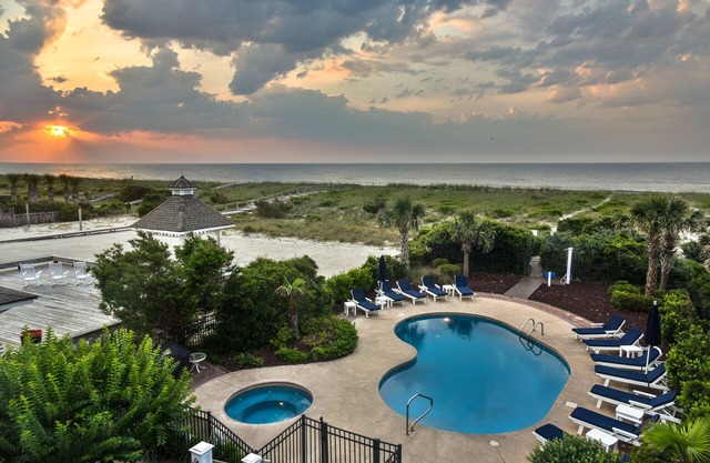 Maison exceptionnelle face à l'océan avec piscine au coeur de Wrightsville Beach