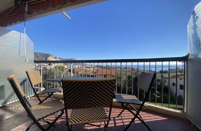 EXCEPTIONNEL APPARTEMENT VUE MER