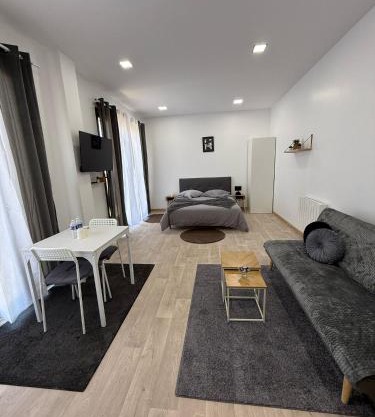 EXCEPTIONNEL Studio VERSAILLES