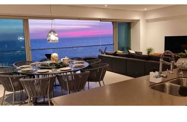 EXCLUSIVE beachfront apartment!