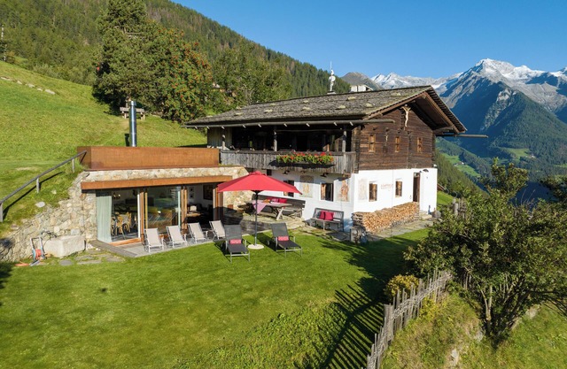 Exclusive chalet with private SPA, directly on the ski slope and hiking trails