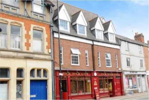 Exclusive flat in Oxford Centre with AC