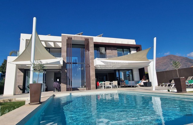 Exclusive Villa Frontline Golf- and Seaview