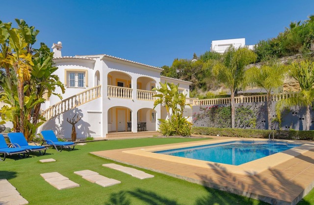 Villa spacieuse avec piscine privée près de la mer à Valence
