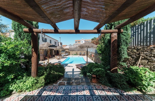 Villa exclusive, 4 chambres, piscine et perle extérieure