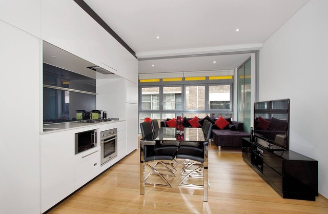 Executive 1BR Darlinghurst Apartment - New York Laneway Feel