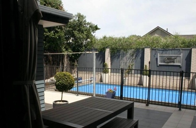 Maison Exécutive avec Spa et Piscine Chauffée près de la plage
