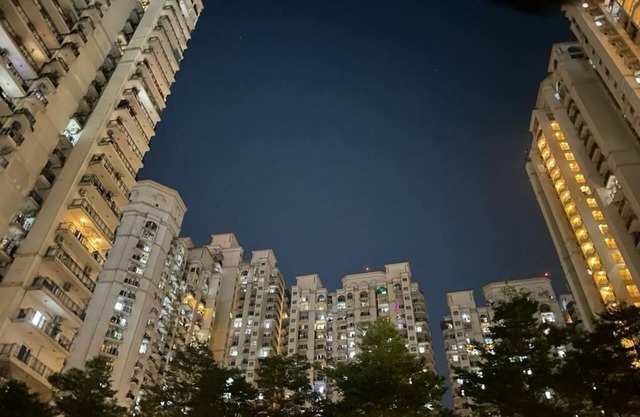 Executive Studio Apt in DLF Midtown West Delhi
