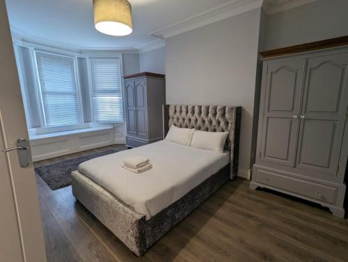 Executive two Beds