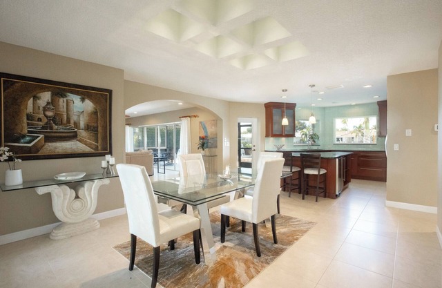 Executive Waterfront (Sailboat Water) Home on Tampa Bay