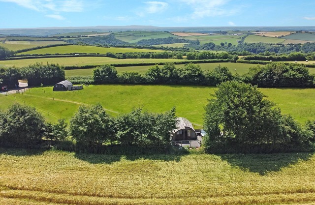 Exmoor View Log Cabin, nr North Molton