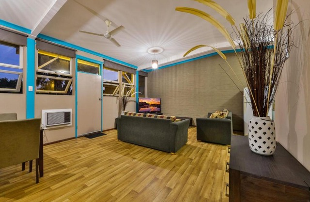 Exmouth Villas Unit 37