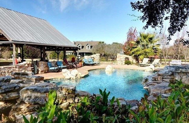 Enchanteur ranch de montagne parfait pour les réunions de famille!