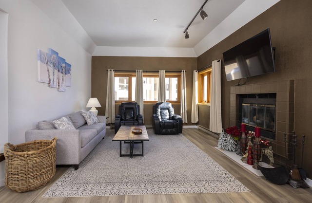 Experience Comfort in Village Center 306, In the heart of Purgatory Village