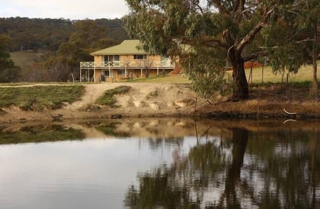 Casey's Farm House Stayz