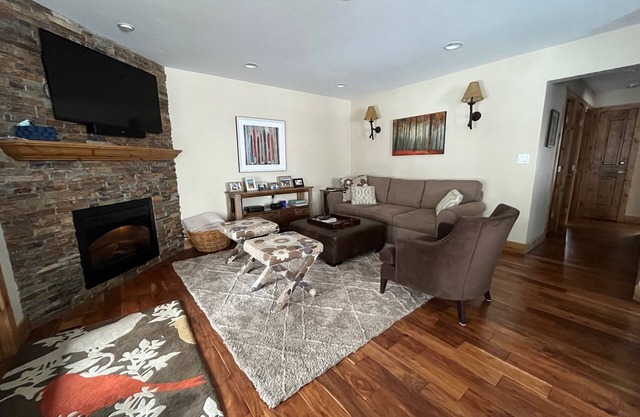 2 Bedroom Condo in the Vail Racquet Club - 30 day minimum summer rental