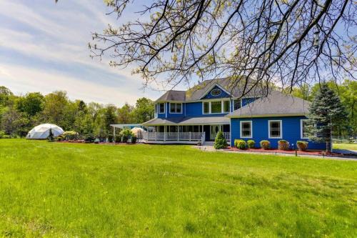 Experience the Charm of a Cozy Hudson Valley Vacation Retreat