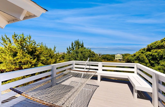 Experience the ultimate beach vacation at Seascape Cove